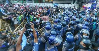 বাড্ডায় ‘লং মার্চ টু ইন্ডিয়ান হাইকমিশন’ কর্মসূচিতে পুলিশের বাধা