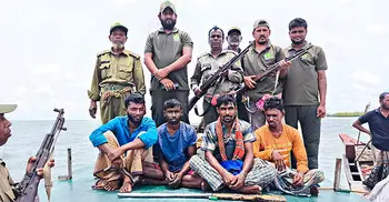 সুন্দরবনে বনদস্যুদের সঙ্গে বনকর্মীদের গোলাগুলি, অপহৃত ৪ জেলে উদ্ধার