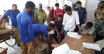 বাগেরহাটে ভিজিএফের ৭২০ কেজি চাল জব্দ