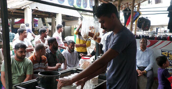 চা দোকানে এক মাসের বিদ্যুৎ বিল এলো তিন লাখ টাকা