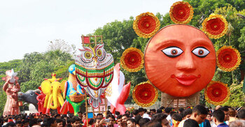 নবপ্রাণে জাগ্রত হয়ে গাও প্রাণেরই জয়গান