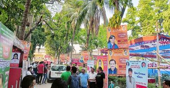 শিল্পী সমিতির নির্বাচনী ফেস্টুন-ব্যানারে ছেয়ে গেছে বিএফডিসি