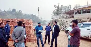 বান্দরবানে অবৈধ ইটভাটায় অভিযান, ব্যবসায়ীকে জরিমানা