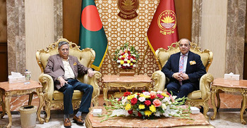 রাষ্ট্রপতির সঙ্গে সৌজন্য সাক্ষাৎ করেছেন প্রধান বিচারপতি