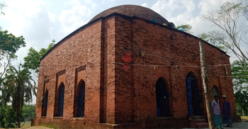 মোগল আমলের পুরাকীর্তি বিবিচিনি শাহী মসজিদ