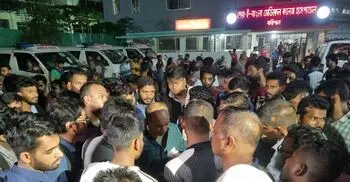 হাসপাতালে শিশুর মৃত্যু, স্বজন-ইন্টার্ন চিকিৎসকদের তুলকালাম