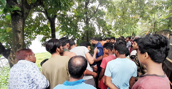 তিতাসের তীর থেকে গলায় রশি প্যাঁচানো মরদেহ উদ্ধার