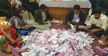 বরিশালে শান্তিপূর্ণ পরিবেশে ভোটগ্রহণ শেষে চলছে গণনা