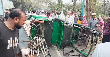 বরিশালে পিকআপ-সিএনজি মুখোমুখি সংঘর্ষে নিহত ২