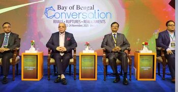 বৈশ্বিক অস্থিরতায় বাংলাদেশ কোনো পক্ষ নিতে চায় না