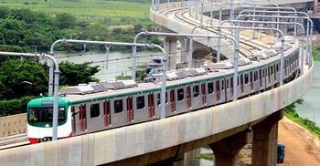 মেট্রোরেল লাইনে ব্যাগ, ২০ মিনিট বন্ধ ছিল যাত্রী পরিবহন