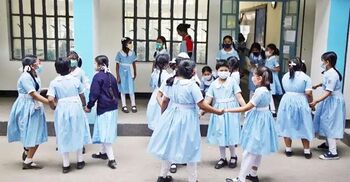 স্কুলে বাৎসরিক ছুটি কমলো ১২ দিন, তালিকা প্রকাশ