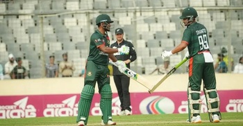 Bangladesh beat New Zealand to level ODI series 1–1