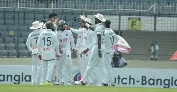 রান তাড়ার শুরুতেই পাকিস্তানের ১ উইকেট তুলে নিয়ে লাঞ্চে বাংলাদেশ