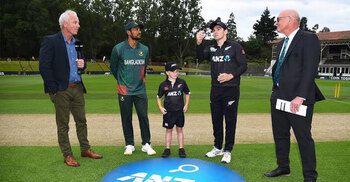 দ্বিতীয় ওয়ানডেতে টস হেরে ব্যাটিংয়ে বাংলাদেশ