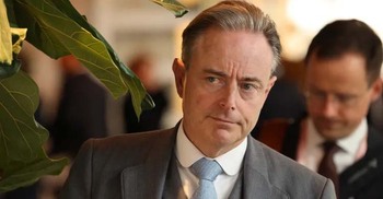 বেলজিয়ামের প্রধানমন্ত্রীর ওপর ড্রোন হামলার ষড়যন্ত্র, গ্রেফতার ৩