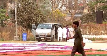 ছাত্রদলের গণইফতারে অনুমতি ছাড়া প্রক্টরের গাড়ি ও অ্যাম্বুলেন্স ব্যবহার