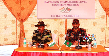 দ্বিপাক্ষিক সম্পর্ক উন্নয়নে বিজিবি-বিএসএফ পতাকা বৈঠক