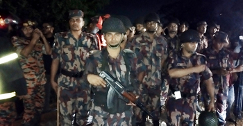 ভৈরবে ট্রেন দুর্ঘটনা: ৩ প্লাটুন বিজিবি মোতায়েন