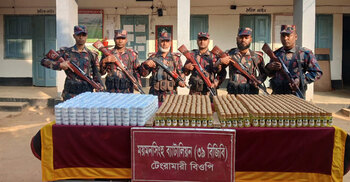 সীমান্তে বিজিবির অভিযানে বিপুল পরিমাণ ভারতীয় পণ্য জব্দ