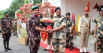 কুড়িগ্রাম সীমান্তে বিজিবি-বিএসএফ পতাকা বৈঠক