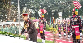 মুক্তিযুদ্ধের বীর শহীদদের প্রতি বিজিবি ডিজির শ্রদ্ধা