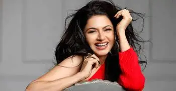 পেট সুস্থ রাখতে ভাগ্যশ্রীর পছন্দ বিশেষ রায়তা