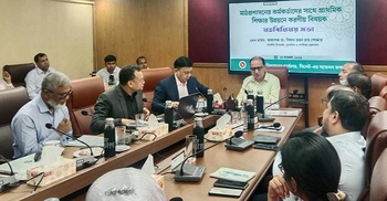 10th grade for asst teachers not realistic: Mass Edn adviser