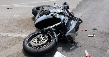 বিষপানের পর বাইক কিনে দিতে বাধ্য হন বাবা, ঘুরতে বেরিয়ে গেলো প্রাণ