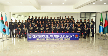 বিমান বাহিনীর জেসিএসসি কোর্সের সনদপত্র বিতরণ