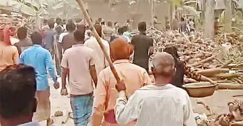 ঝিনাইদহে মসজিদ কমিটি নিয়ে বিএনপির দুই গ্রুপের সংঘর্ষ