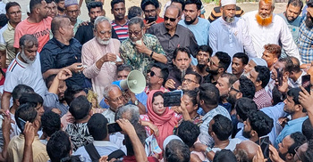 মুন্সিগঞ্জ-১ আসনে বিএনপির মনোনয়ন পুনর্বিবেচনার দাবিতে বিক্ষোভ