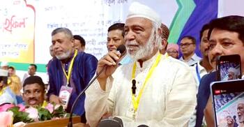 পুনরায় গণতন্ত্র ফিরিয়ে এনেছেন তারেক রহমান: মঈন খান