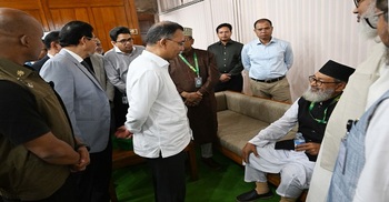 PM visits opposition MP after he falls sick during JS session