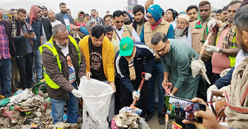 তারেক রহমানের সংবর্ধনাস্থলের বর্জ্য অপসারণ করলো বিএনপি