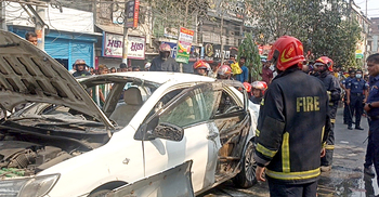 বিস্ফোরণ হওয়া প্রাইভেটকারে মিললো বিয়ার