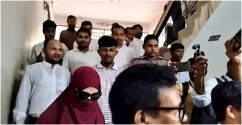 ব্যাটারির টাকা আত্মসাৎ, আদালতে আত্মসমর্পণ করে জামিন পেলেন ববি