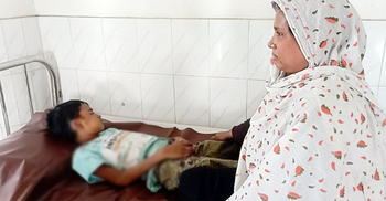 বগুড়ায় পুলিশ-হরতাল সমর্থকদের সংঘর্ষ, শিশুসহ গুলিবিদ্ধ ৭