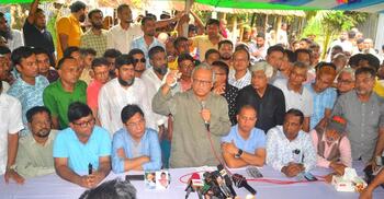 ১৬ বছর জনগণের কাঁধে চেপে বসেছিল মহিলা ফেরাউন