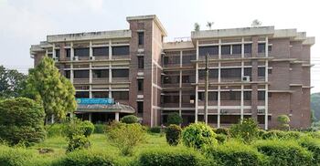 ল্যাবেই বন্দি উদ্ভাবন, প্রয়োগ নেই মাঠে