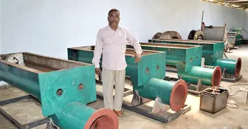 বিদেশি কৃষি যন্ত্রের ভিড়ে আমিরের দেশি উদ্ভাবনের যাদু