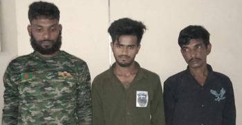 কোরবানির চামড়া বোঝাই পিকআপে মিললো ১০০ কেজি গাঁজা