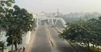 বায়ুদূষণের শীর্ষে আজ লাহোর, ঢাকা পঞ্চম