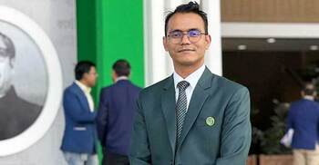 বদলির আদেশ ছিঁড়ে প্রতিবাদ, উপ-কর কমিশনার সাময়িক বরখাস্ত