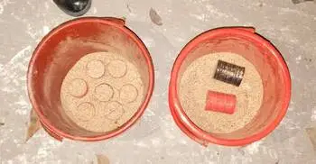 শরীয়তপুরে জঙ্গলে মিললো বালতি ভর্তি ১৭ হাতবোমা