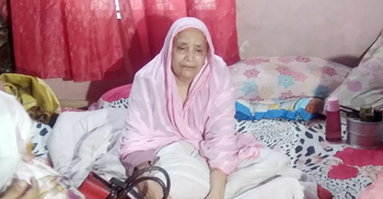 ‘কেউ আমার ছেলেরে আইন্না দিতারবা? আমার ত সব শেষ’