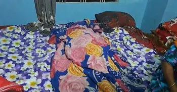 মা থাপ্পড় দেওয়ায় অভিমানে কিশোরীর গলায় ফাঁস