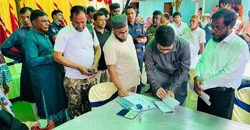 প্রশাসনের বাধায় এসএসসি পরীক্ষার্থীর বিয়ে পণ্ড, খাবার গেলো এতিমখানায়