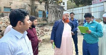 ব্রাহ্মণবাড়িয়ায় খালে মাটি ফেলে স্থাপনা নির্মাণ, জরিমানা