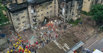 8 killed after apartment building crumbles in Brazil